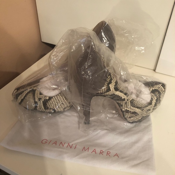 GIANNI MARRA Platform Snakeskin Grey Suede Pump Y2K - Picture 14 of 15